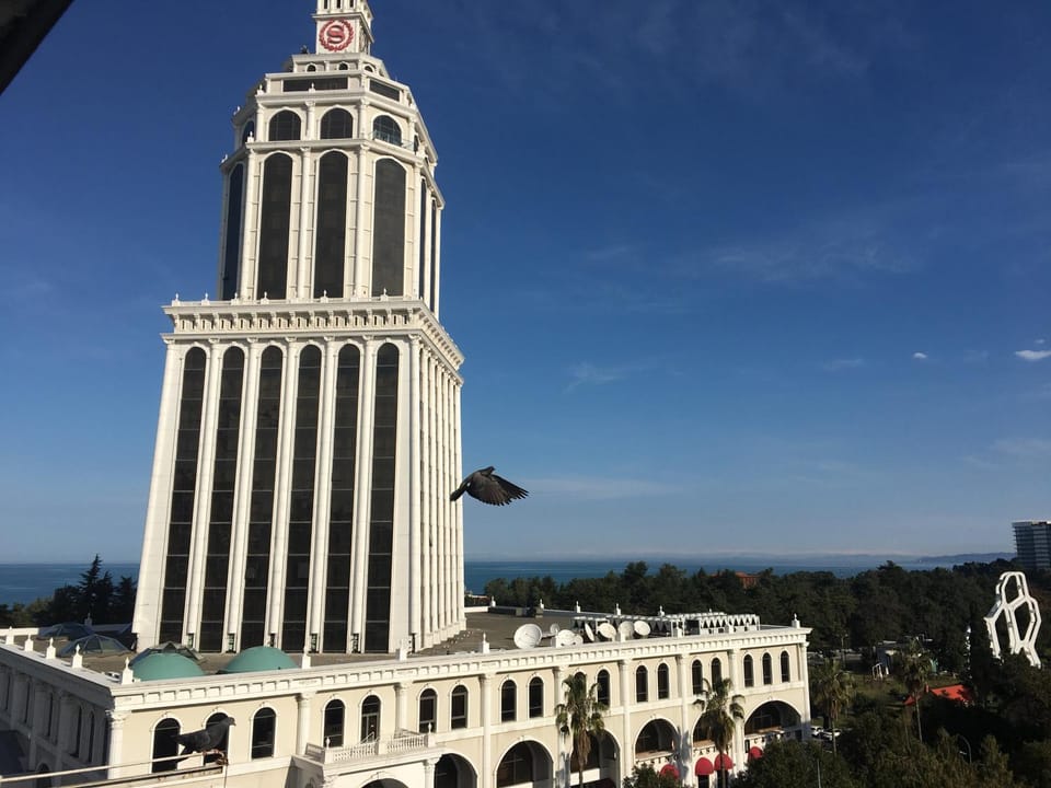 Property building, Nearby landmark, City view