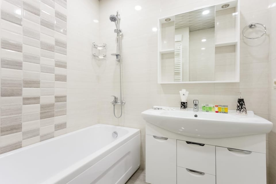 Bath, towels