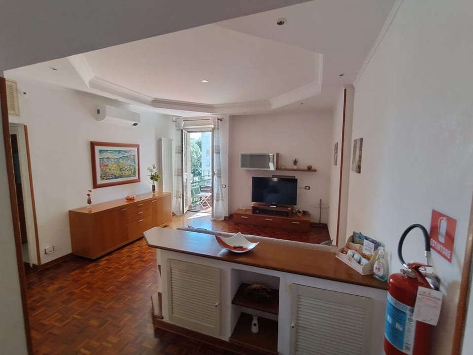 Communal lounge/ TV room, TV and multimedia, Evening entertainment