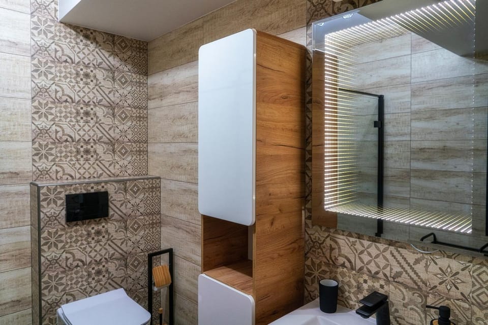 Shower, Bathroom, towels