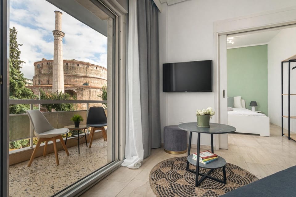 Nearby landmark, Living room