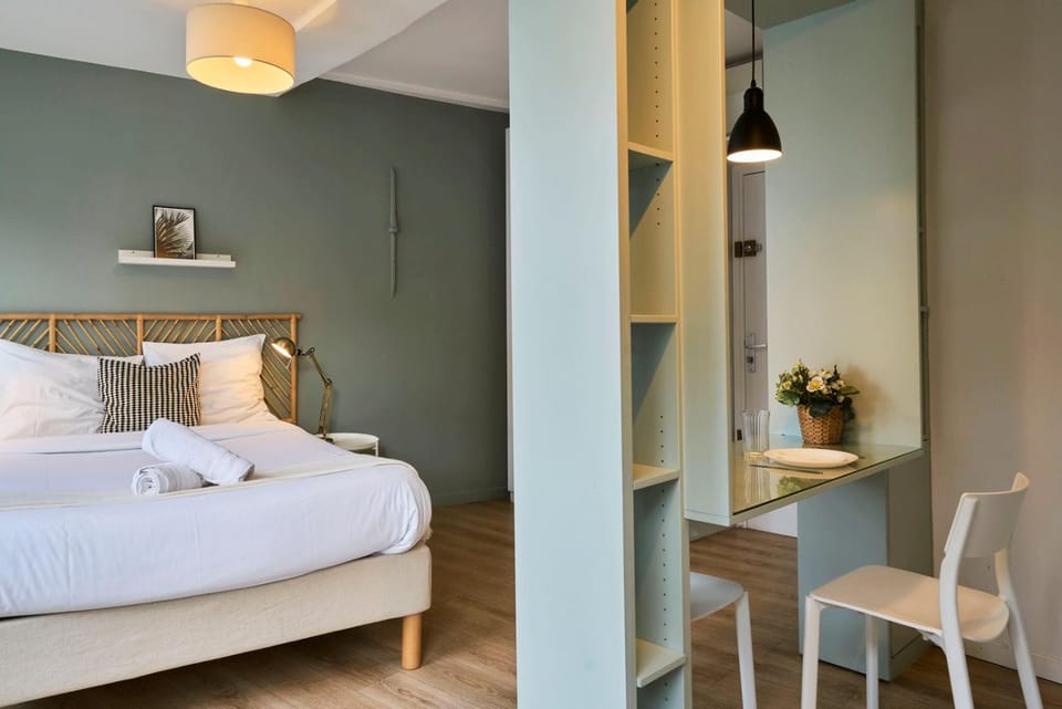 Lille Train station nice studio Apartment in Lille