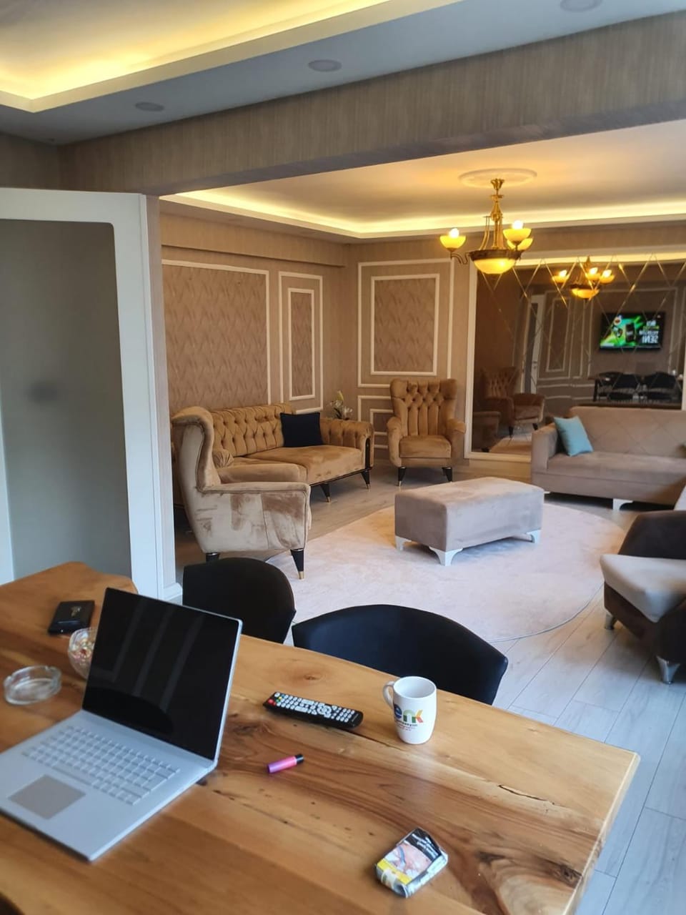 TV and multimedia, Living room, Seating area