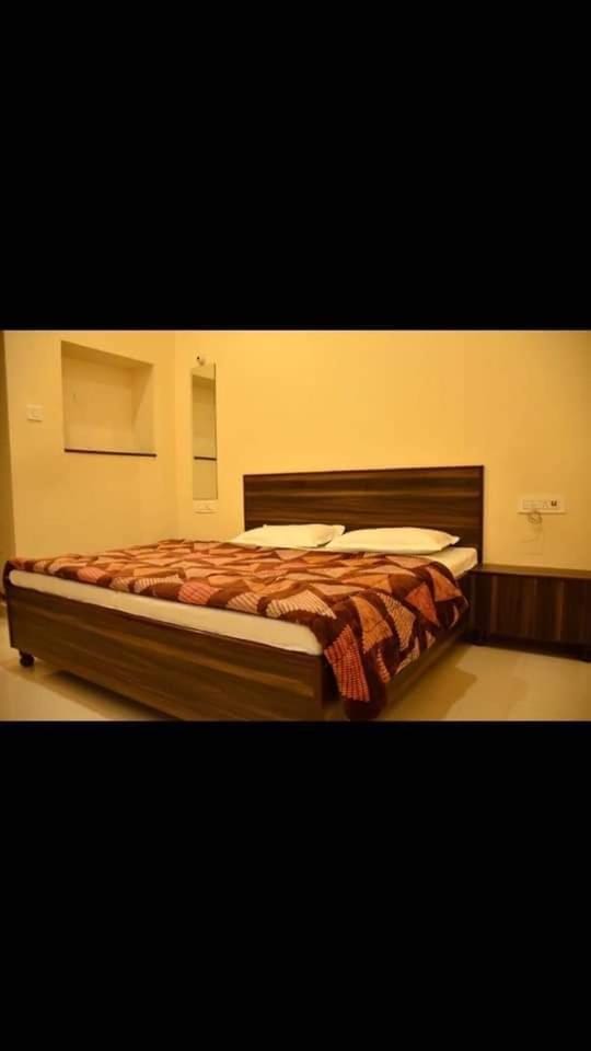 Hotel Bindra Paradise 800 Meter From Golden Temple Bed and Breakfast in Punjab, India