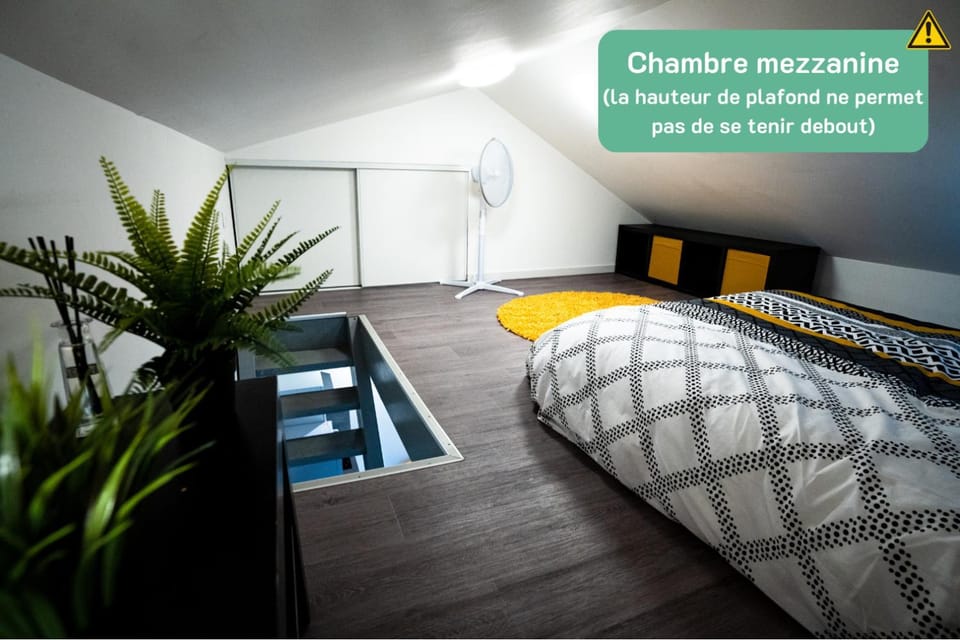 Bed, Night, Bedroom
