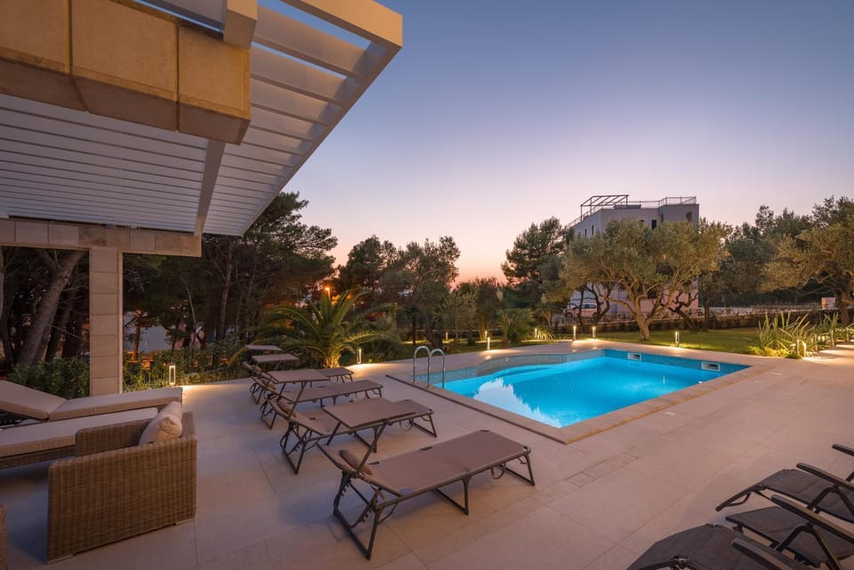 Garden view, Pool view, Swimming pool, Swimming pool, Inner courtyard view