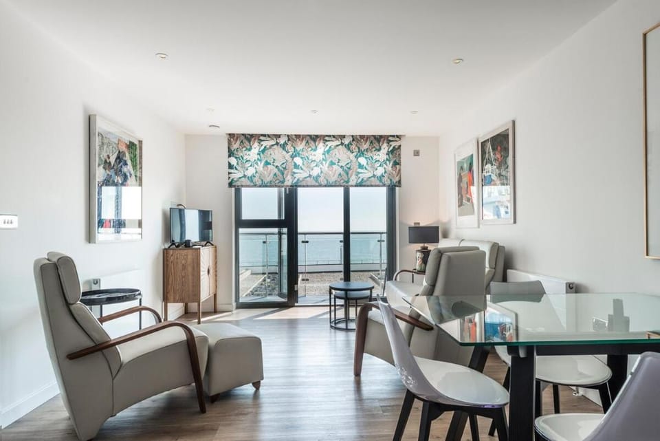 Beachside: New two bedroom apartment with parking Apartment in Ramsgate