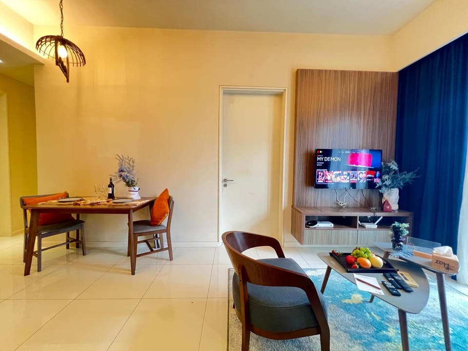 Suites TribecaTRX Kuala Lumpur by ZenGlo 5min walk to The Exchange TRX Apartment in Federal Territory of Kuala Lumpur