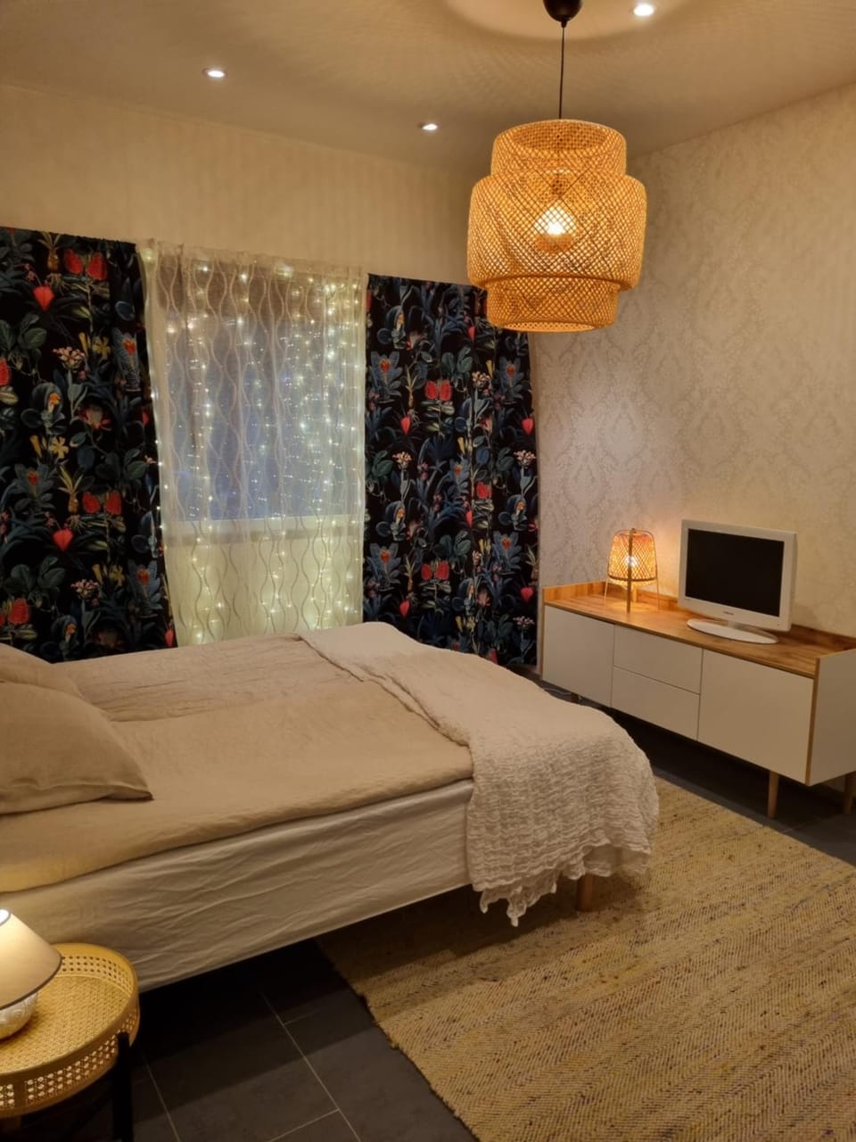 Villa Valo with PRIVATE SAUNA&FREE PARKING House in Rovaniemi