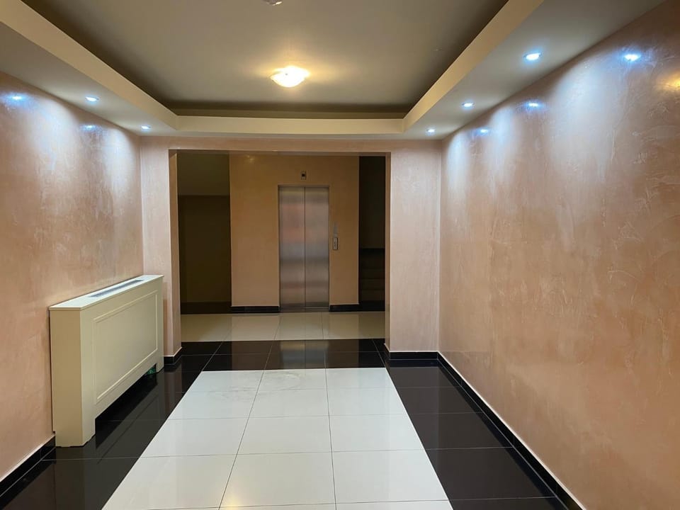 Yvett Studio-Fortuna Park Apartment in Brașov County