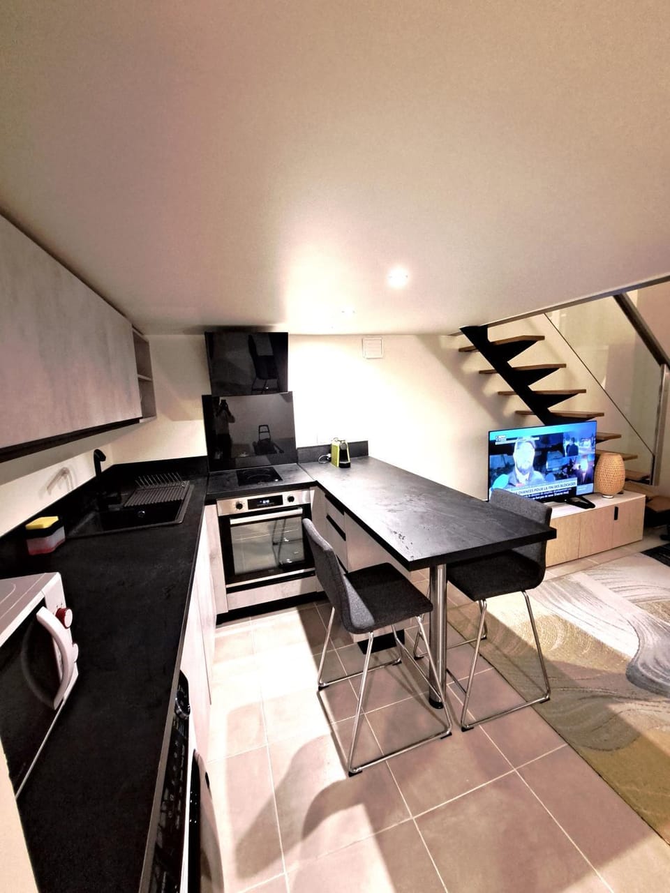Massena square View 2 min to the beach & the old town Apartment in Nice