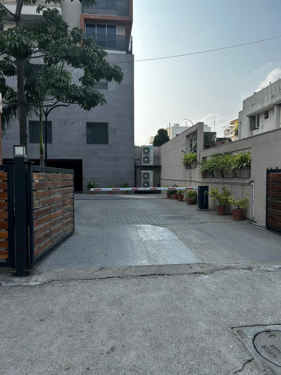 Property building, Street view