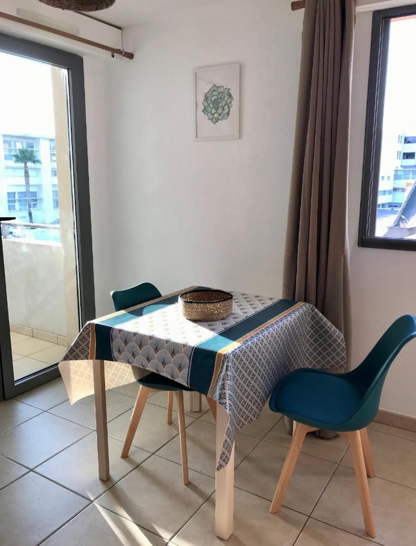 Studio Benvengudo Port La Ciotat - Appartement et parking Apartment in La Ciotat