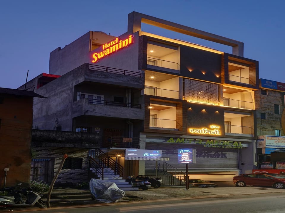 Property building, Parking