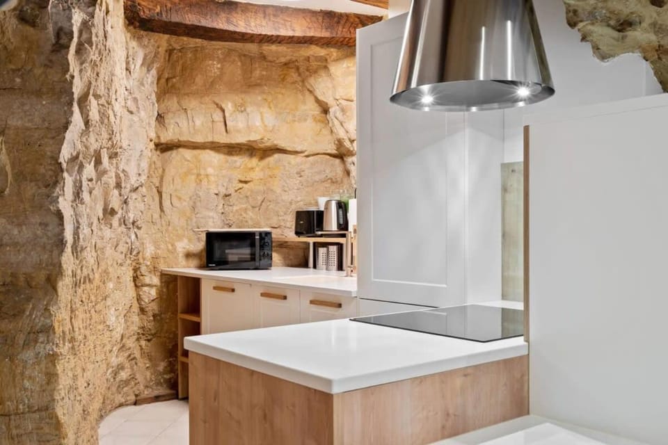 Coffee/tea facilities, Kitchen or kitchenette