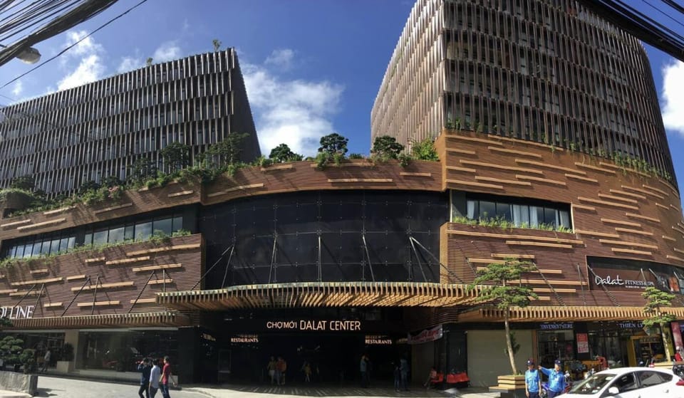 Property building, City view