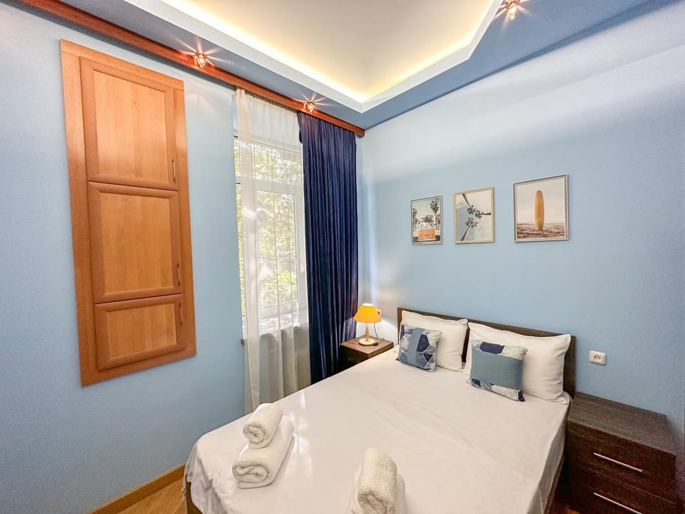 Bed, Photo of the whole room, Bedroom, towels, wardrobe