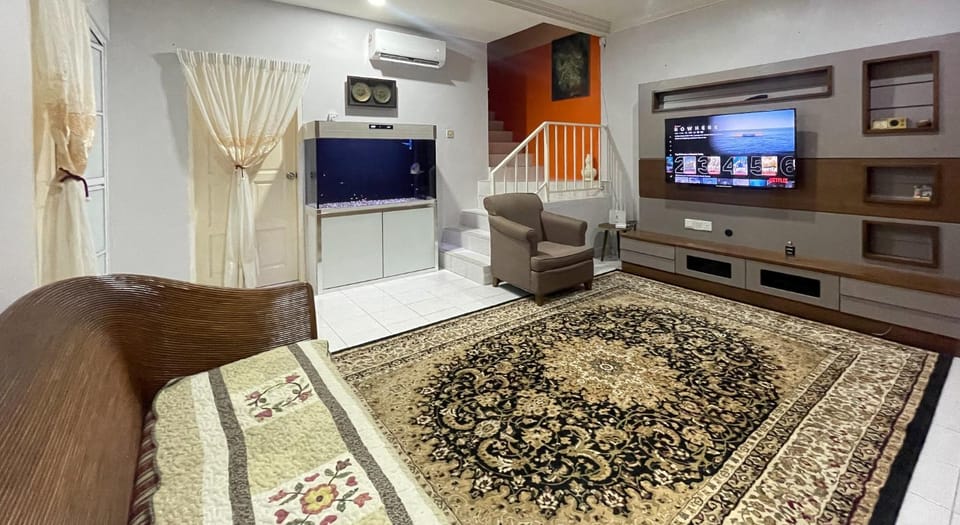 Venice Raudhah Guest House Bed and Breakfast in Perak