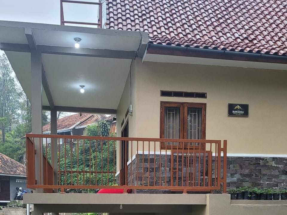 Property building, Balcony/Terrace