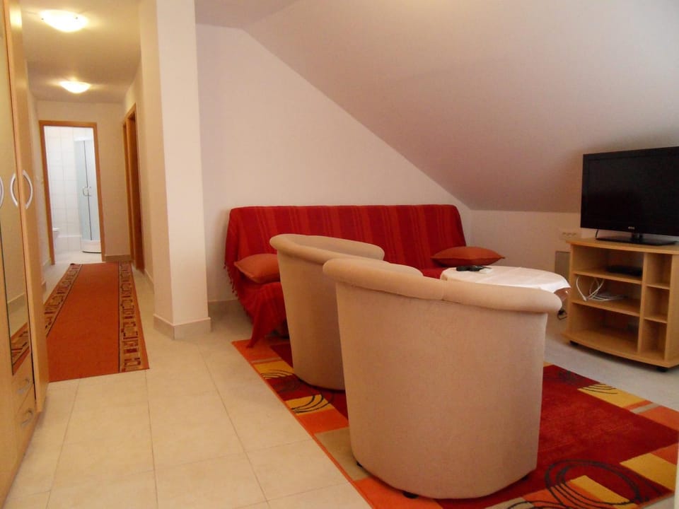 TV and multimedia, Living room