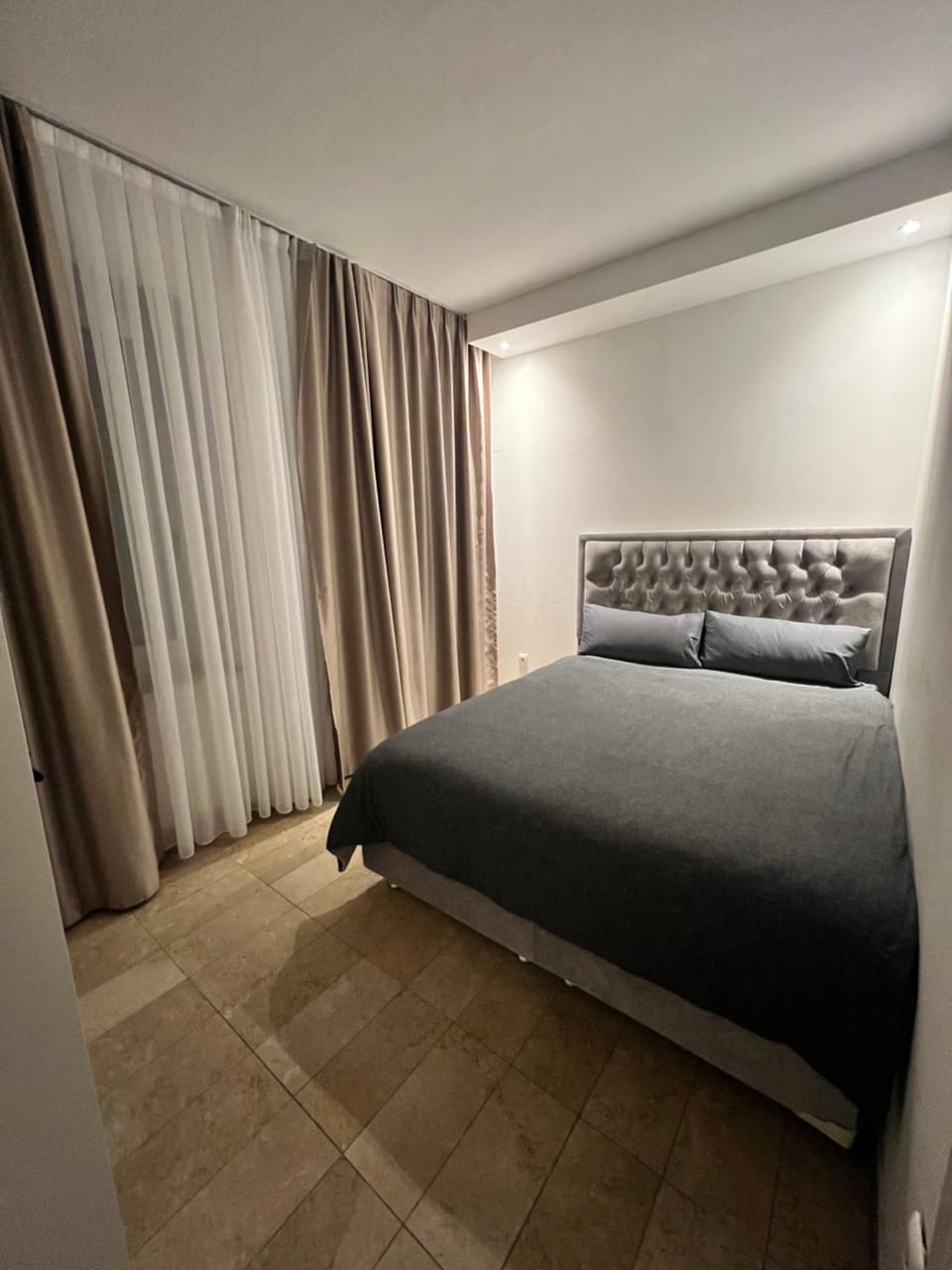 Budget Rooms just for sleeping - Digital access Hotel in Cologne