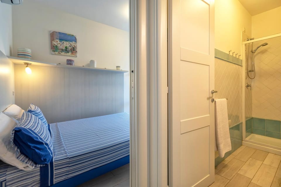 Property building, Bathroom, Living room