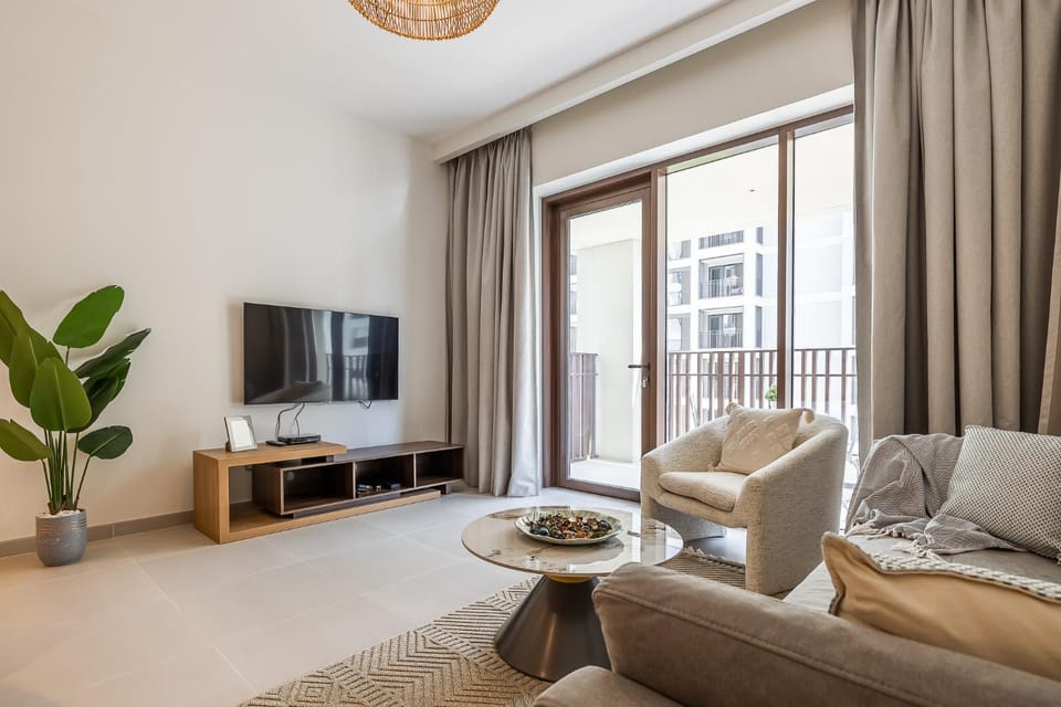 Modern 1 Bedroom Apartment I Creek Beach I Surf Apartment in Dubai