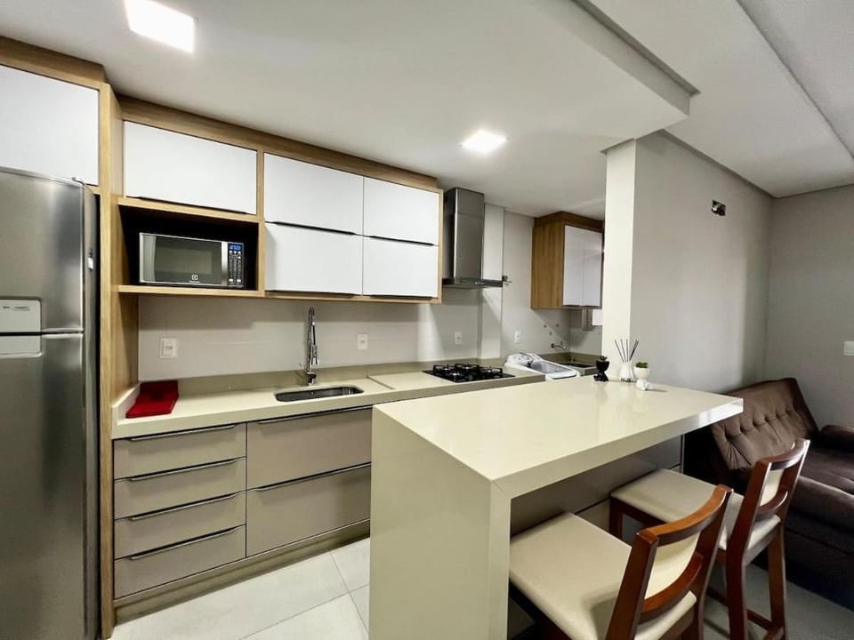 Conforto! Apto à 200m da praia de Palmas! ZU05H Apartment in Florianopolis