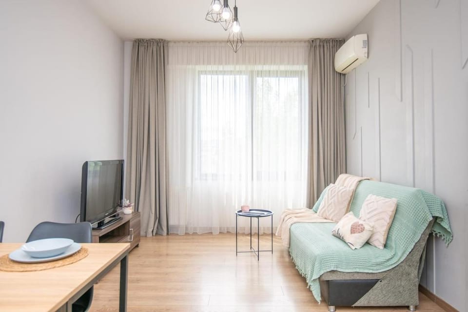 1-Bedroom Apartment with View - Balcony - 5 Min to Delisi Metro- Self Check-In Apartment in Tbilisi, Georgia