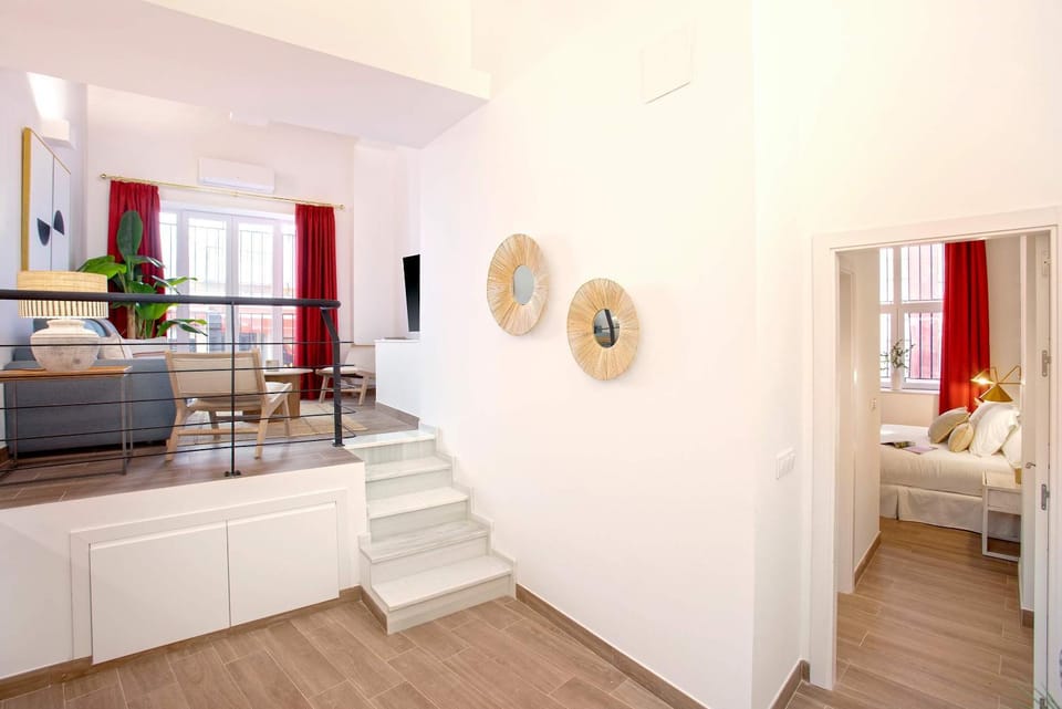 Living room, Seating area, air conditioner