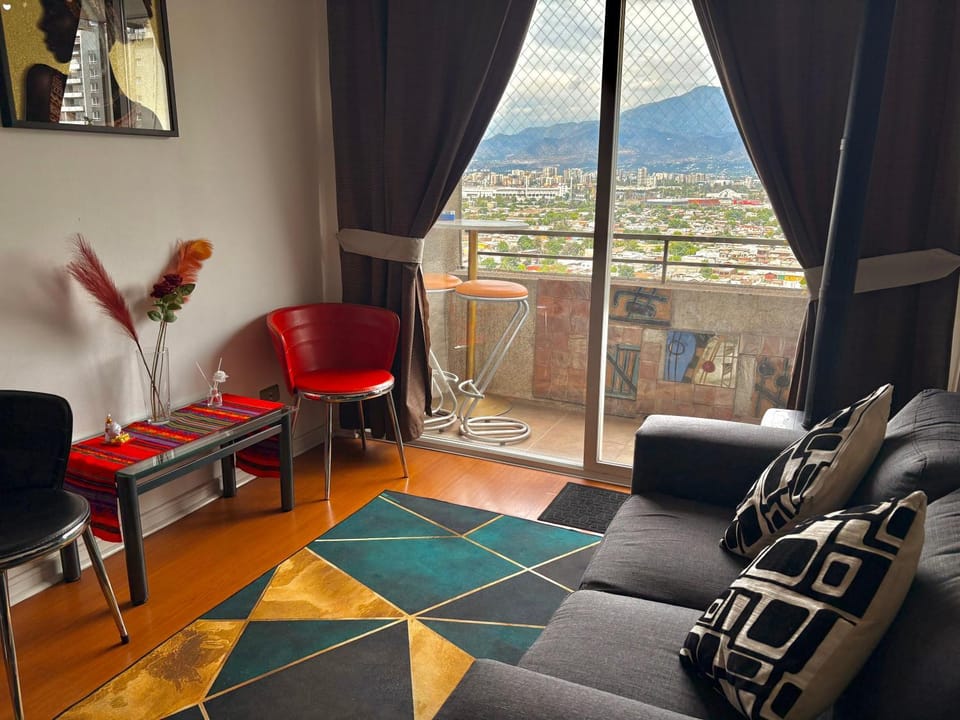 Living room, Mountain view