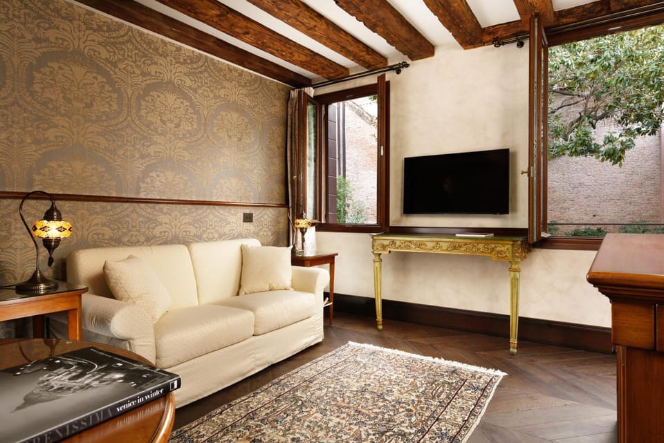 Seating area