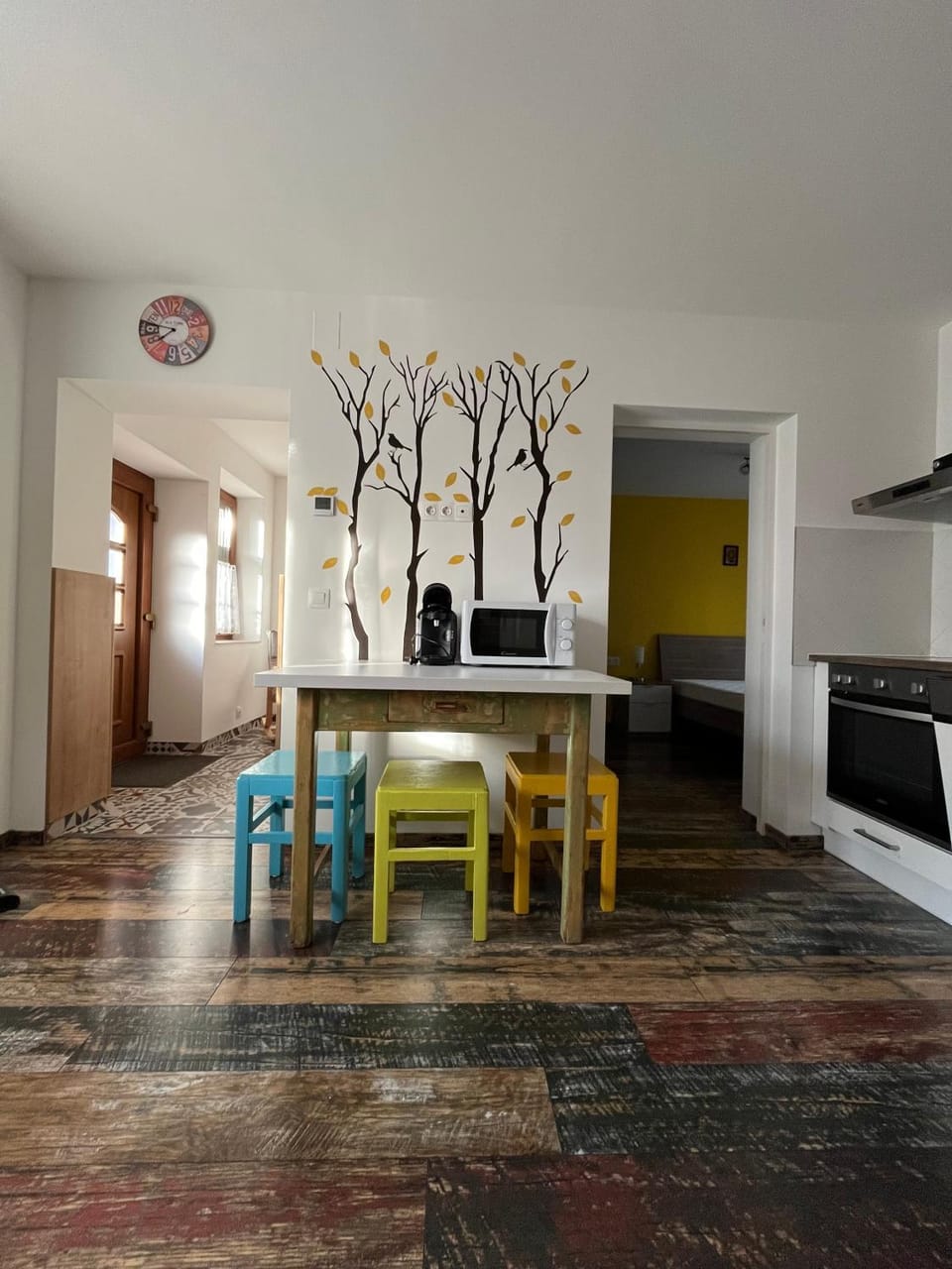 Kitchen or kitchenette, kitchen