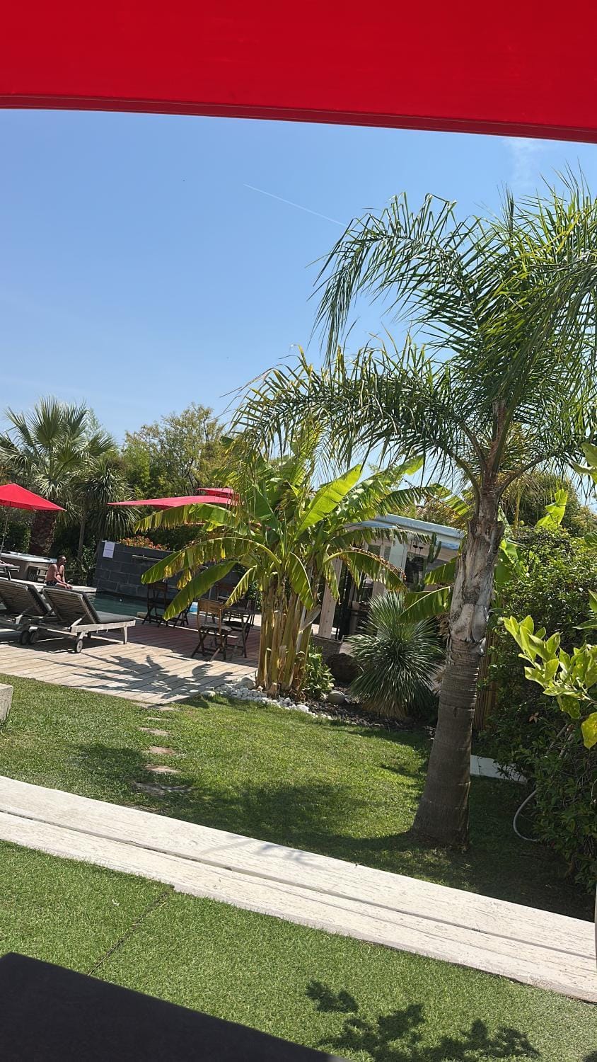 Villa Le Sud Bed and Breakfast in Cassis