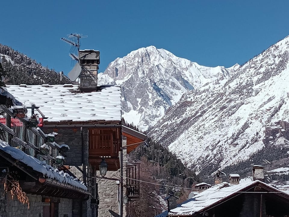 Appartamento Biolley Apartment in Aosta Valley, Italy