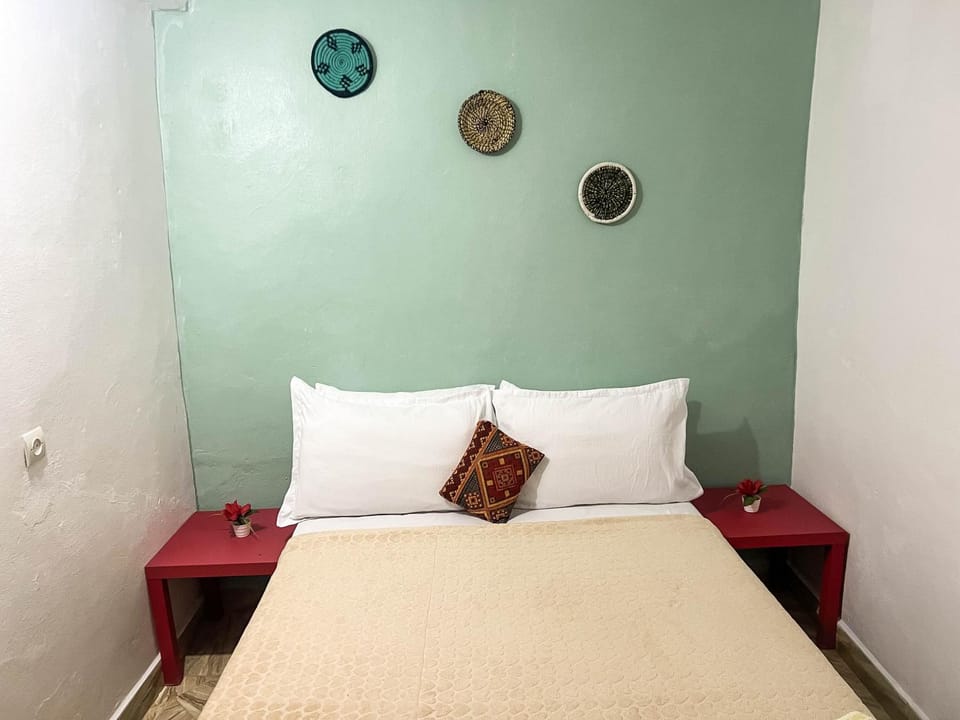 Bed, Photo of the whole room