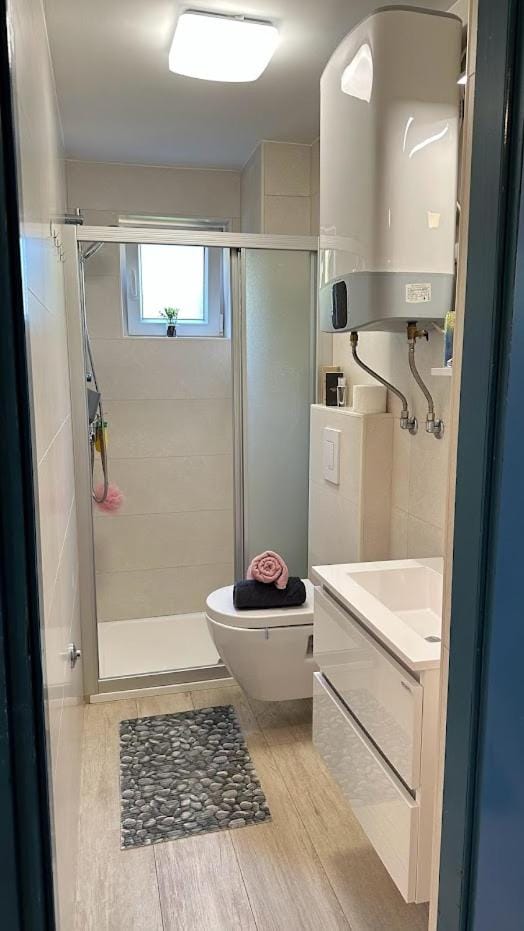 Shower, Bathroom, towels