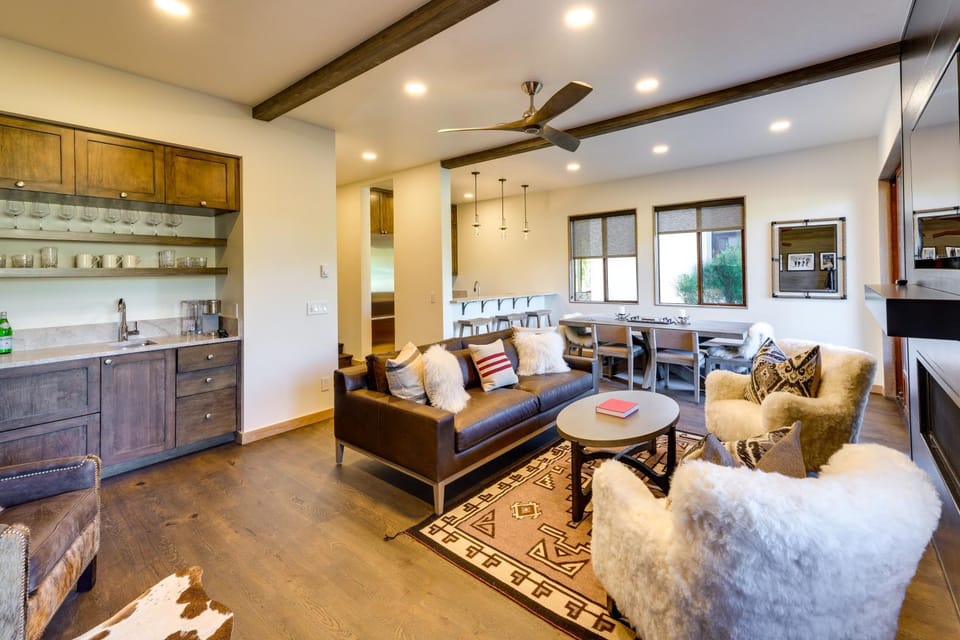 Sun Valley Condo w/ Furnished Patio: Near Skiing! House in Sun Valley