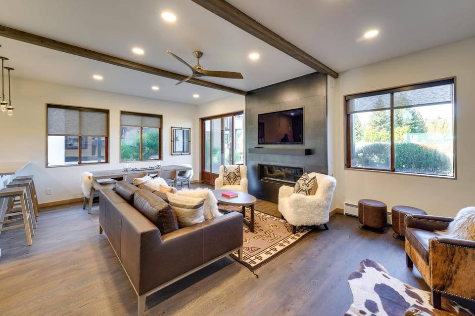 Sun Valley Condo w/ Furnished Patio: Near Skiing! House in Sun Valley