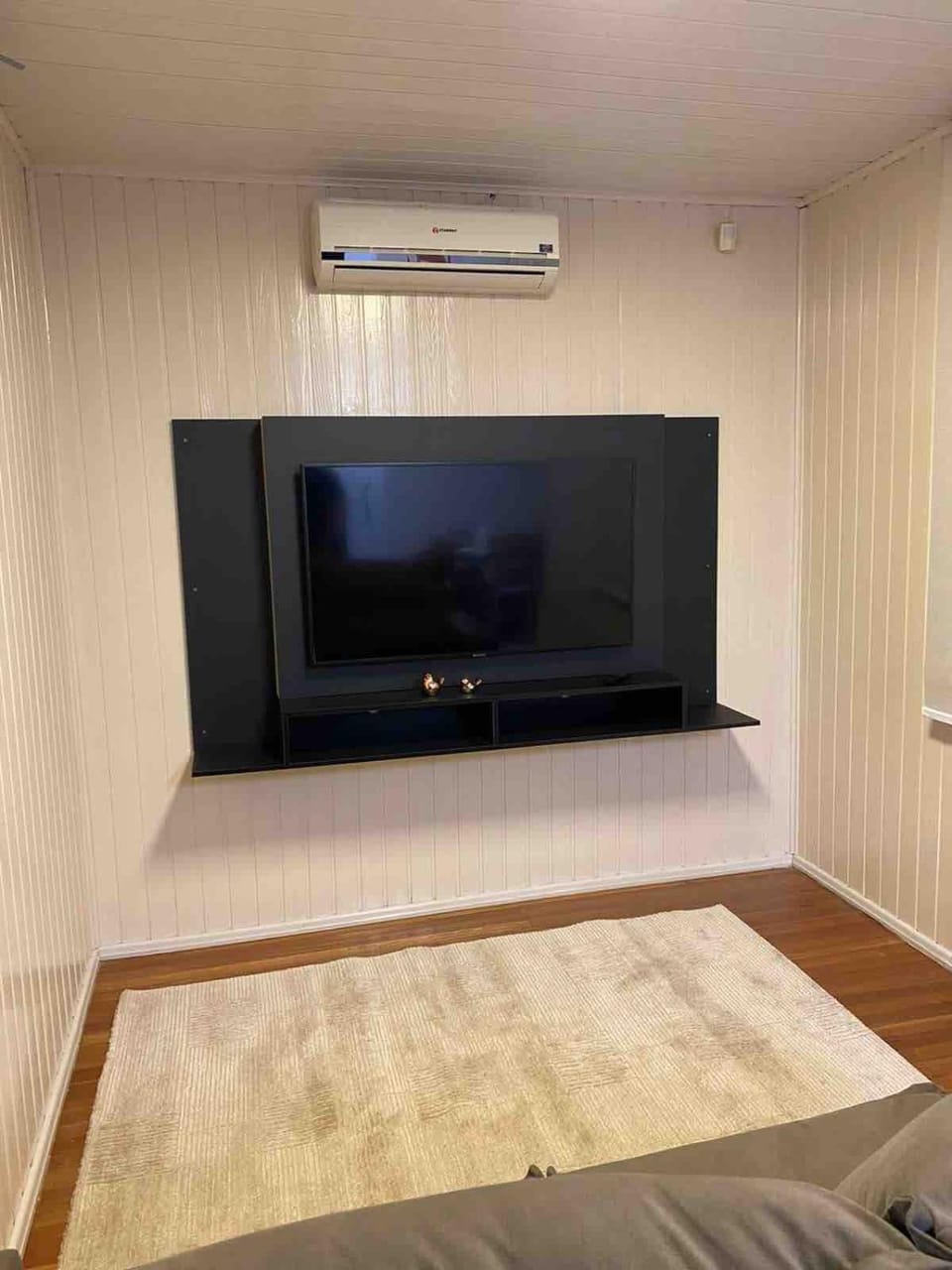 Communal lounge/ TV room, TV and multimedia, air conditioner