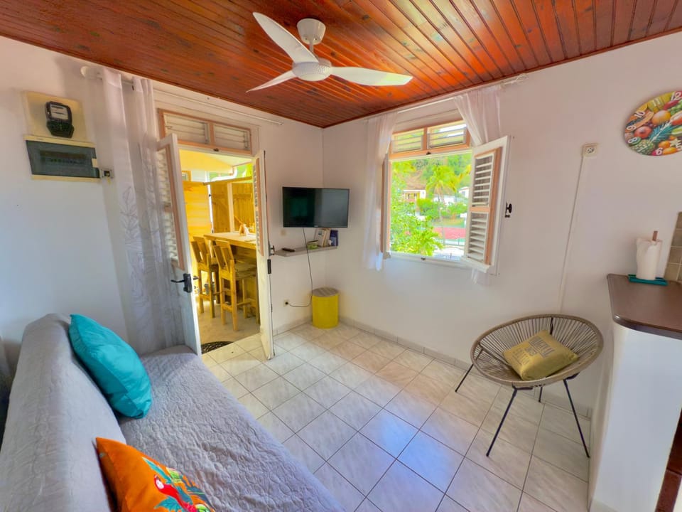 T2 - 50m du bourg de Sainte-Anne Apartment in Sainte-Anne