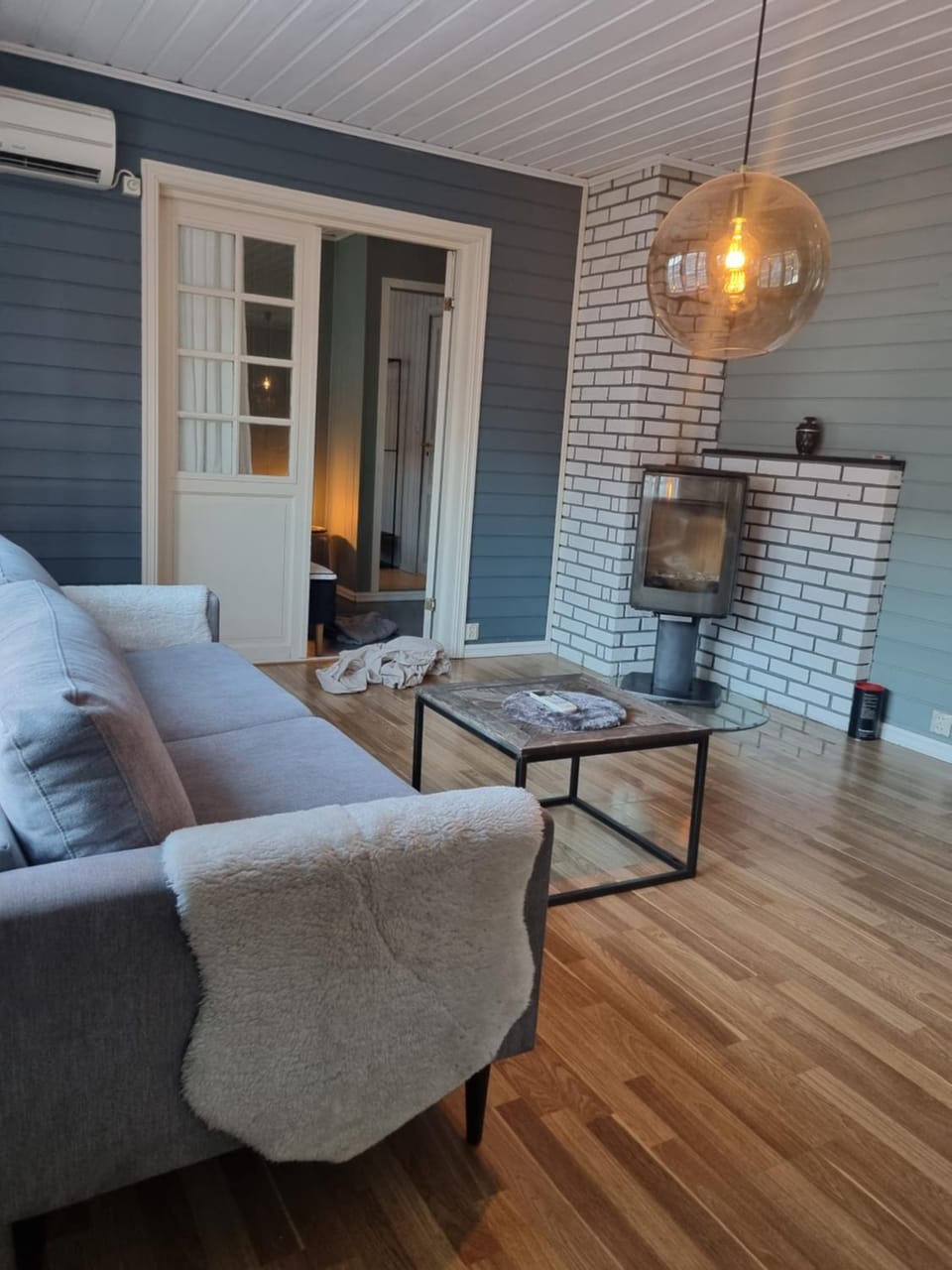 Living room, Seating area, flat iron