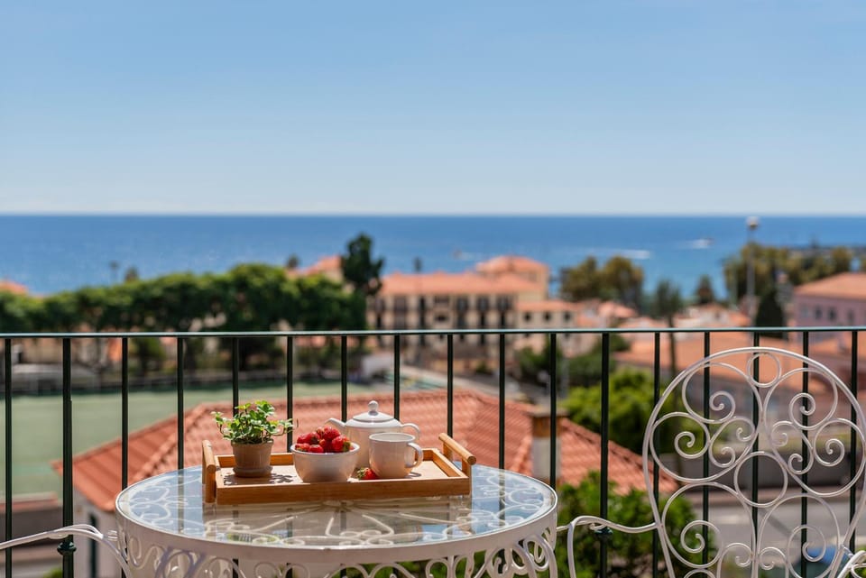 Balcony/Terrace, Dining area, Sea view