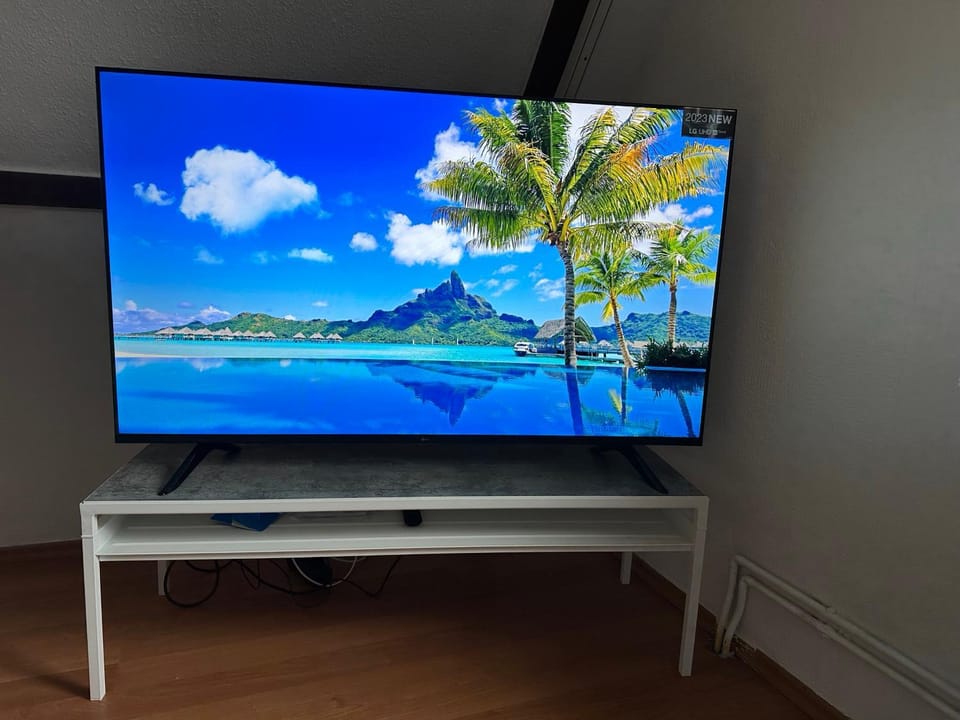 Communal lounge/ TV room, TV and multimedia, Evening entertainment