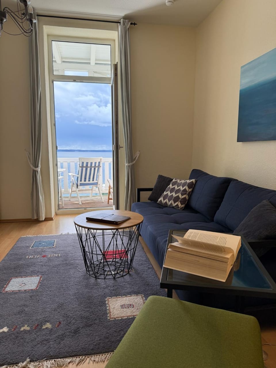 View (from property/room), Living room, Sea view
