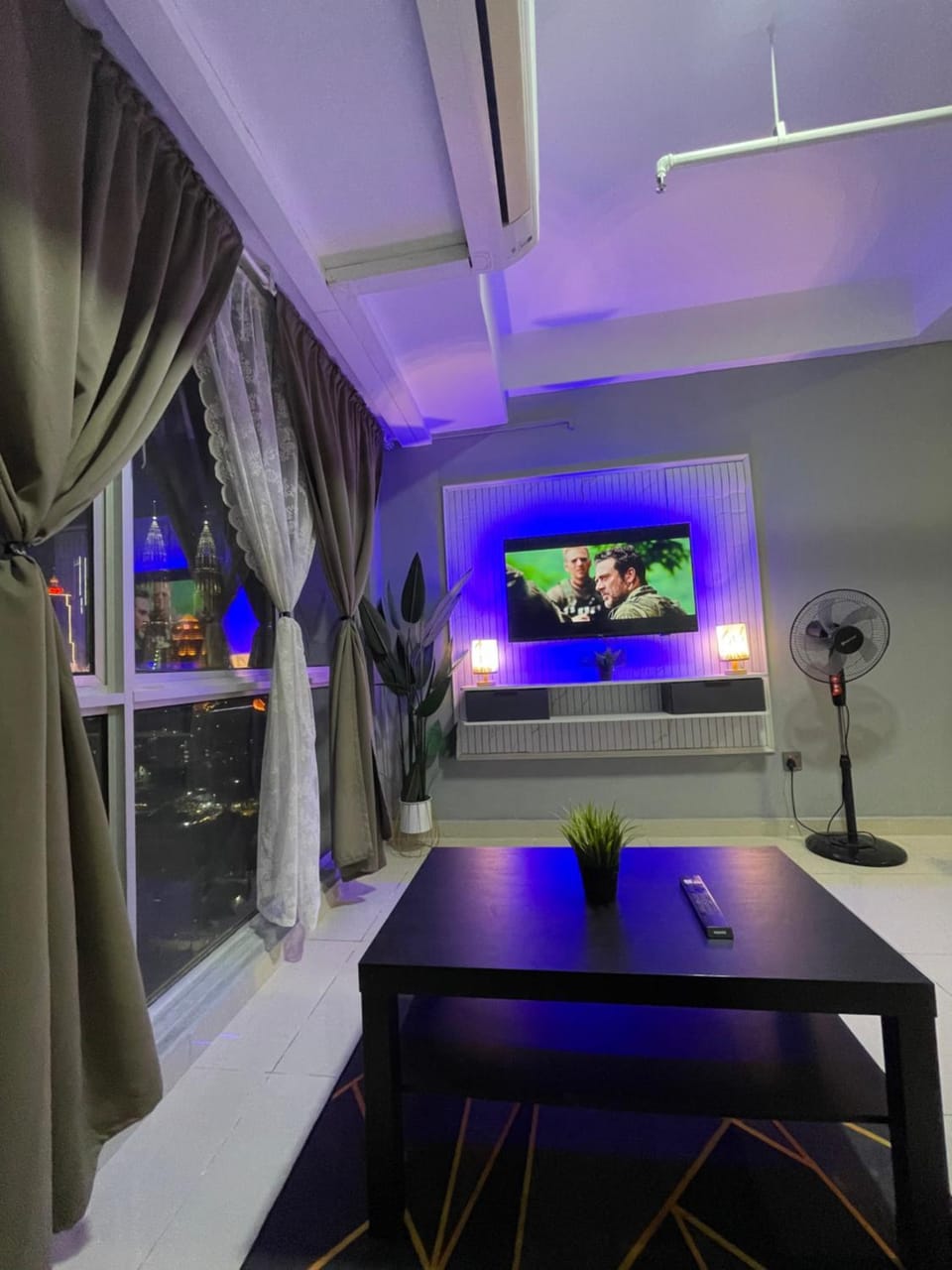 TV and multimedia, Living room, Seating area