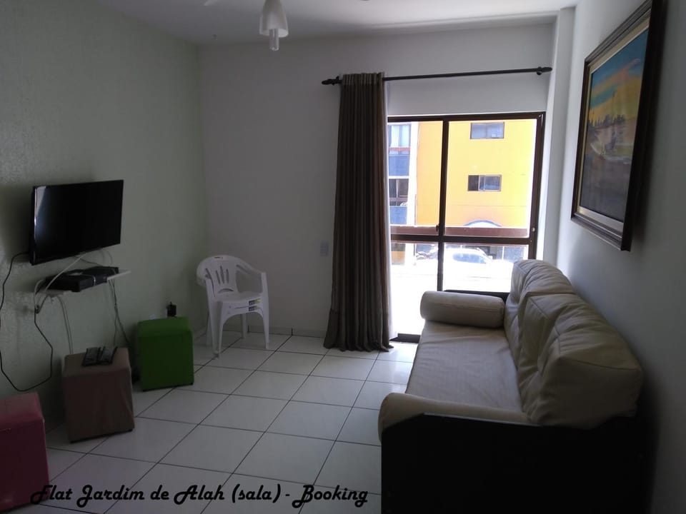 Living room, Area and facilities