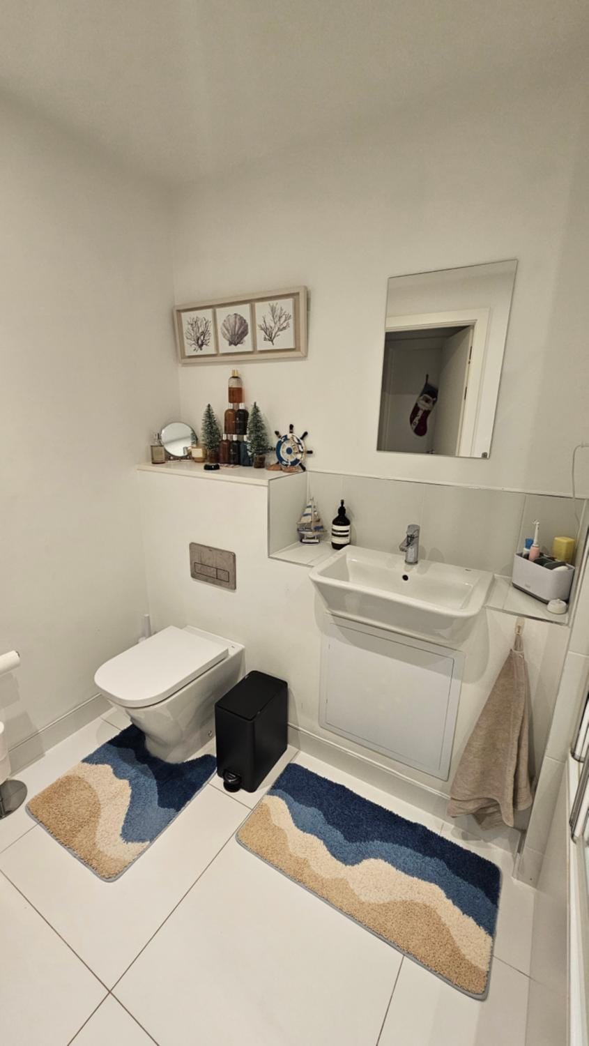 Nice room in Chelsea Bed and Breakfast in London