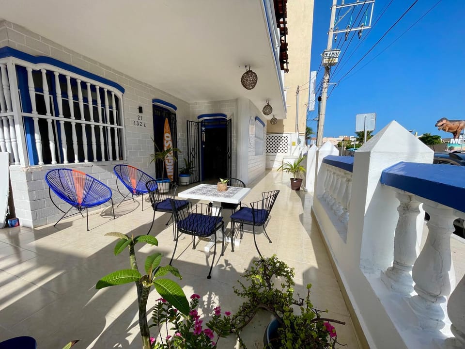 Property building, Patio, Balcony/Terrace, Seating area