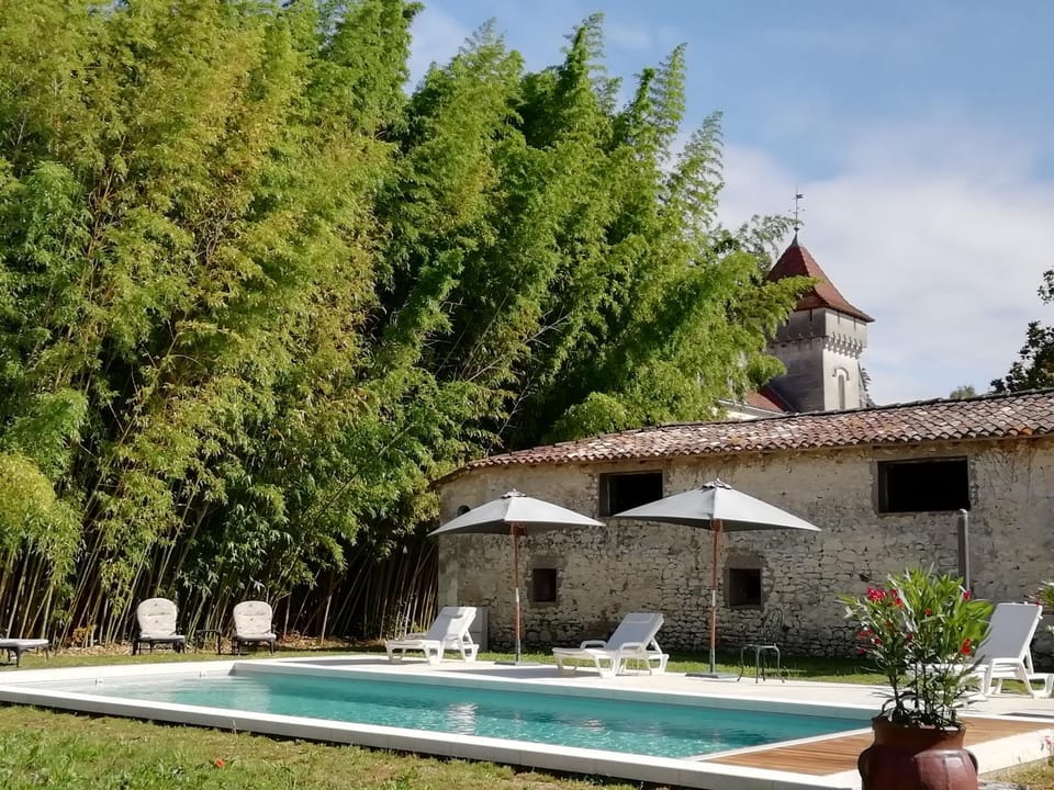 Restaurant/places to eat, Garden, Garden view, Swimming pool